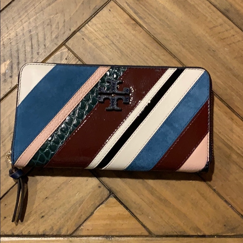 Tory Burch Thea Wallet